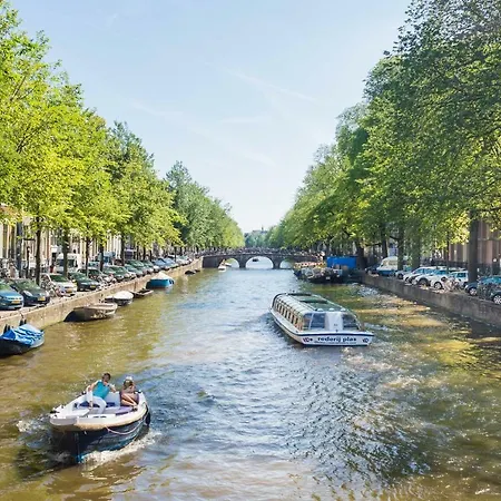 Albert Cuyp Family Amsterdam